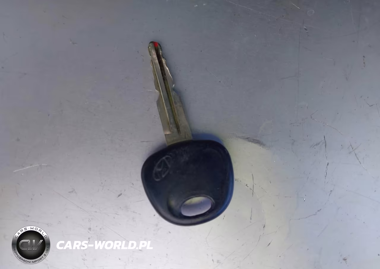 2009 Hyundai Accent Gls VIN:KMHCN46C99U298024 - 11