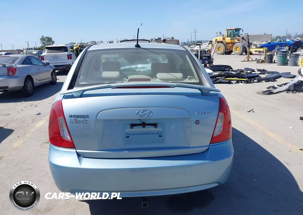 2009 Hyundai Accent Gls VIN:KMHCN46C99U298024 - 17