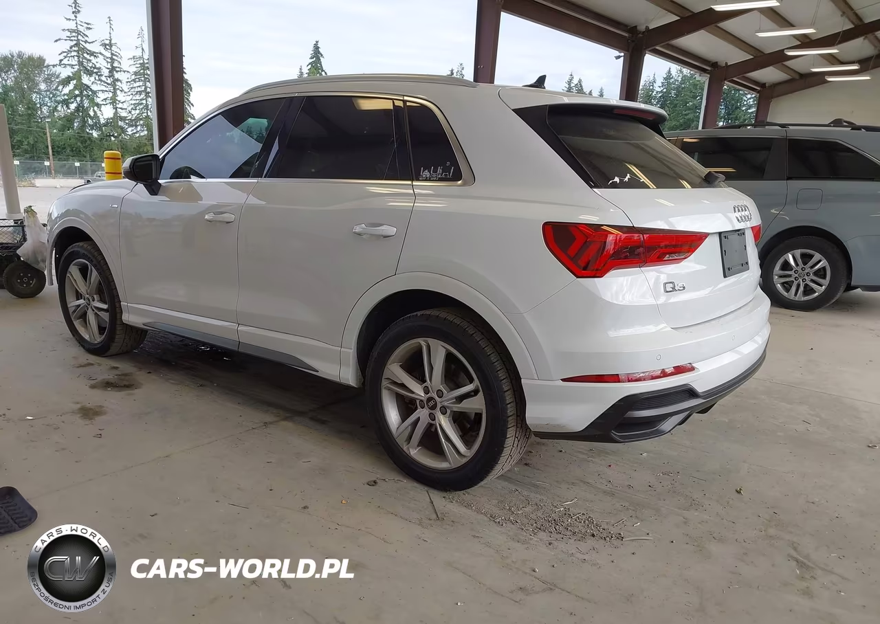 2022 Audi Q3 Premium 45 Tfsi S Line Quattro Tiptronic VIN:WA1DECF34N1010225 - 3