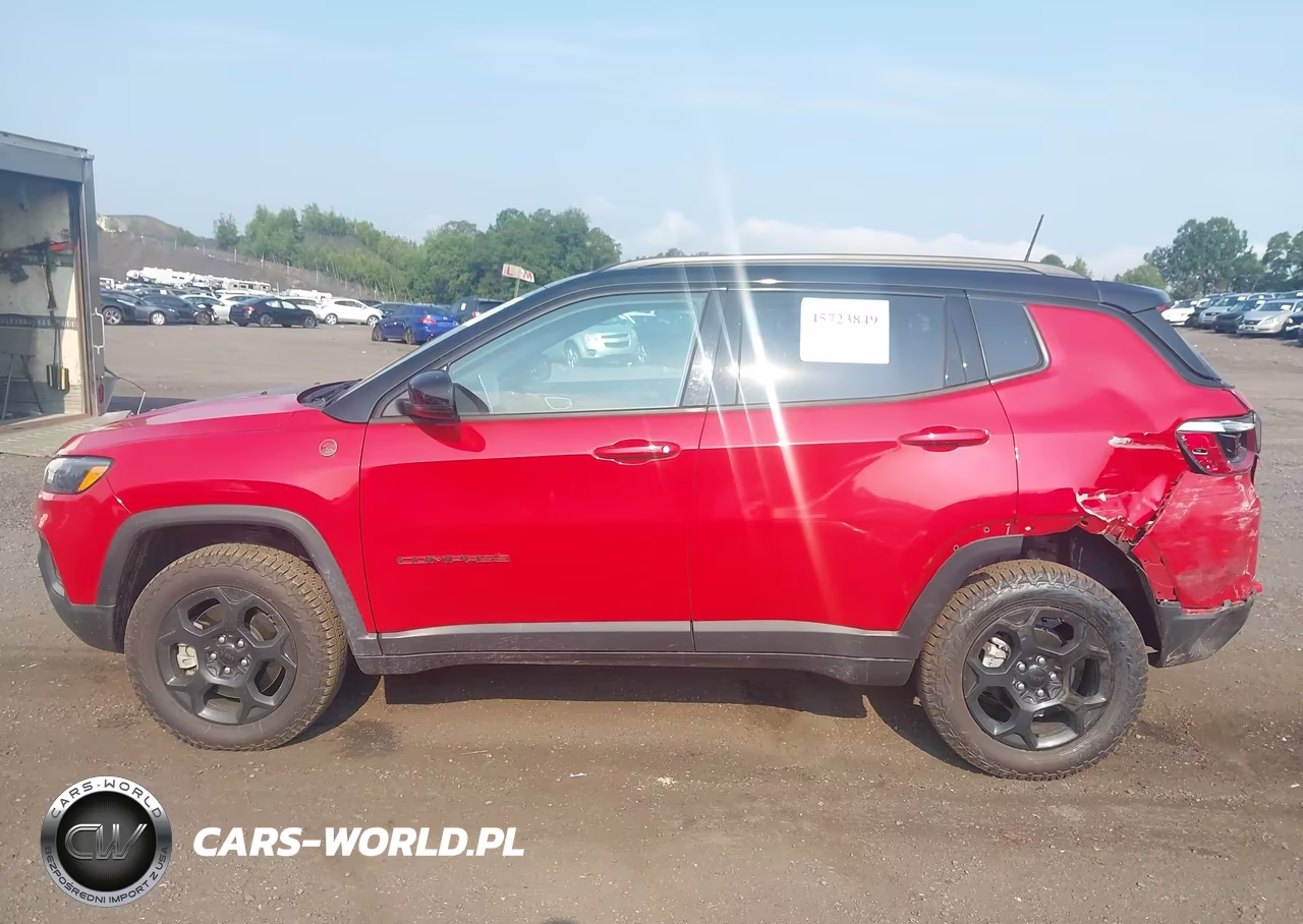 2024 Jeep Compass Trailhawk 4X4 VIN:3C4NJDDN5RT590115 - 14