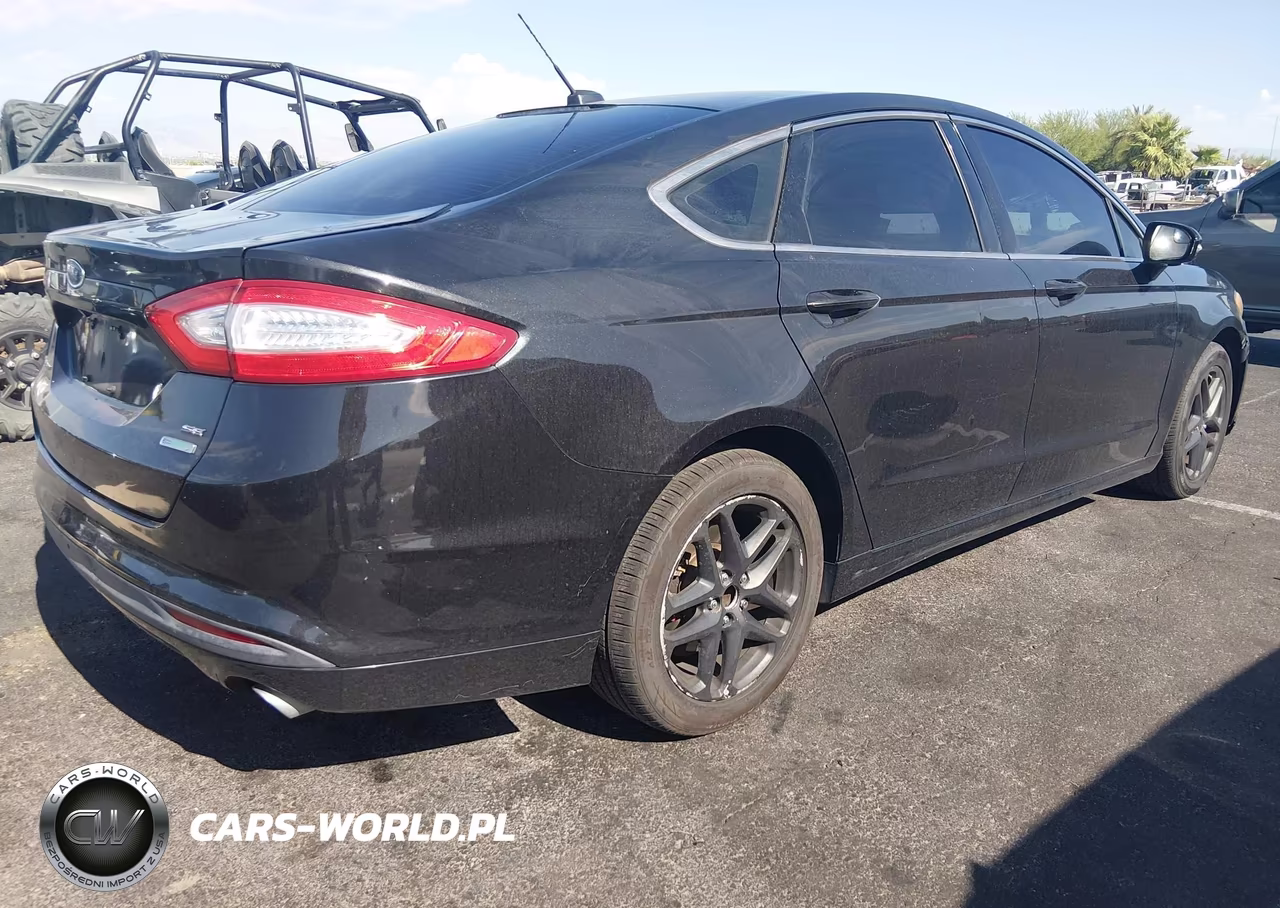 2015 Ford Fusion Se VIN:3FA6P0HD5FR129525 - 4