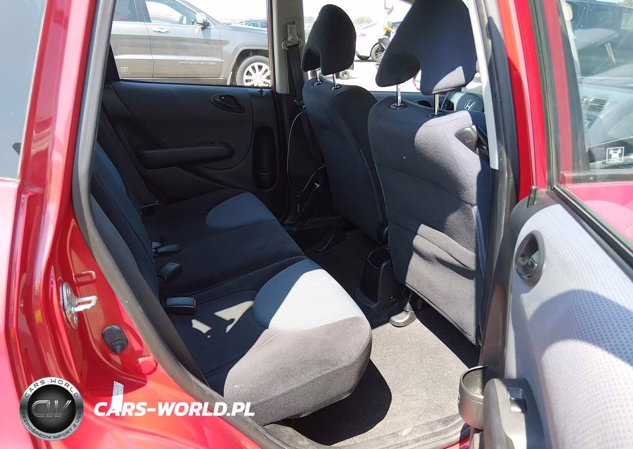 2008 Honda Fit Sport VIN:JHMGD38688S027474 - 8