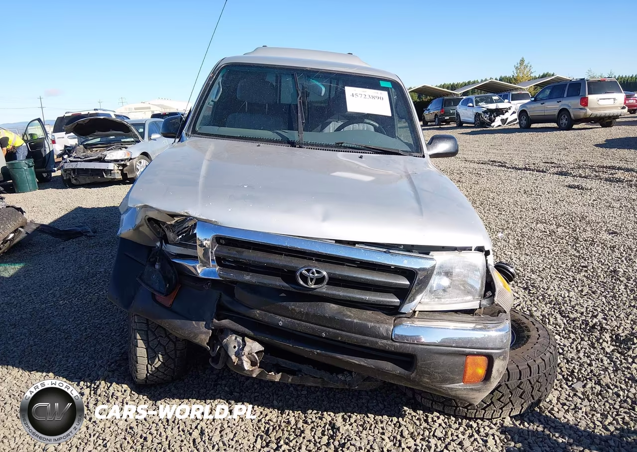 2000 Toyota Tacoma Base V6 VIN:5TEWN72N0YZ695573 - 12