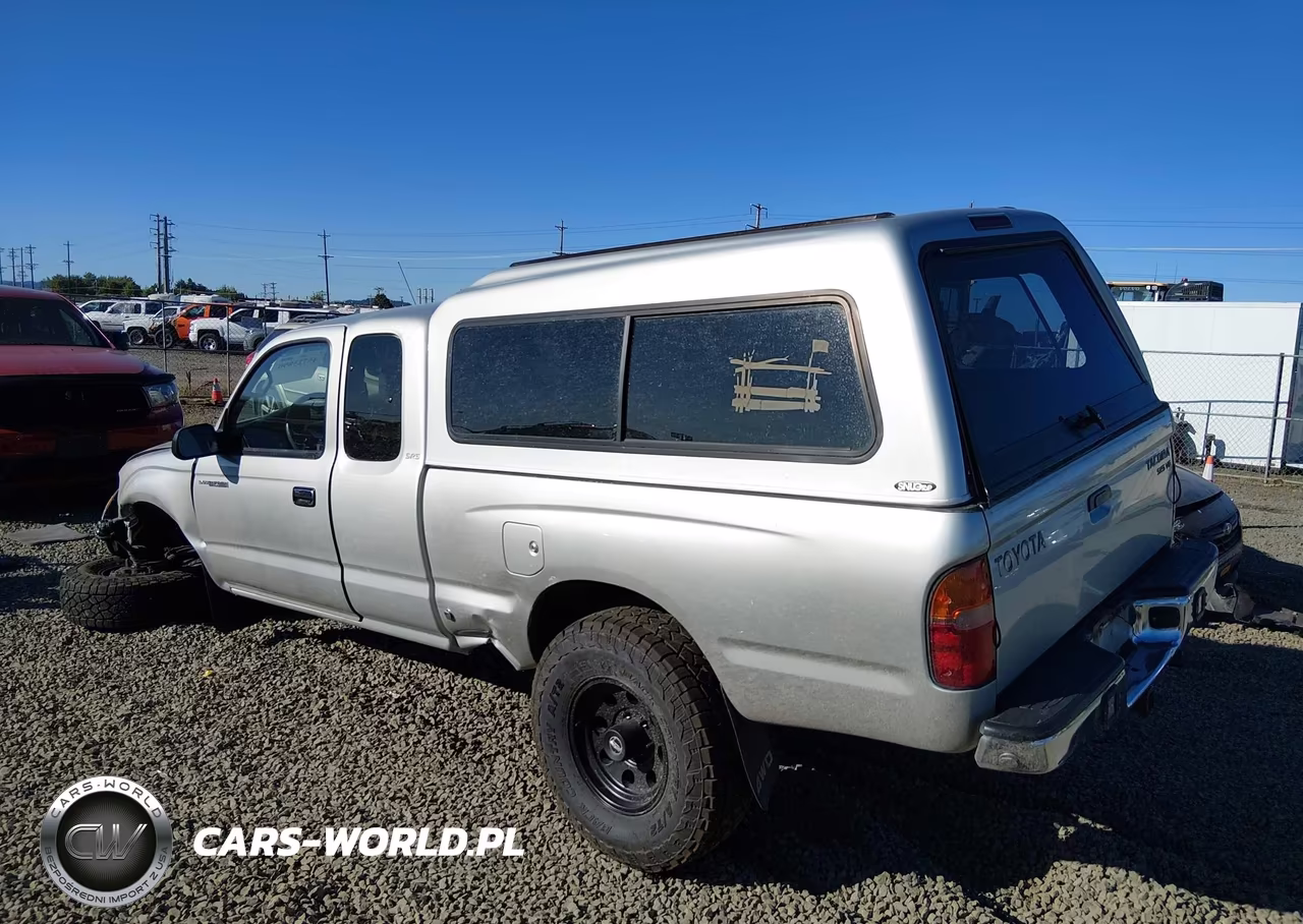 2000 Toyota Tacoma Base V6 VIN:5TEWN72N0YZ695573 - 3