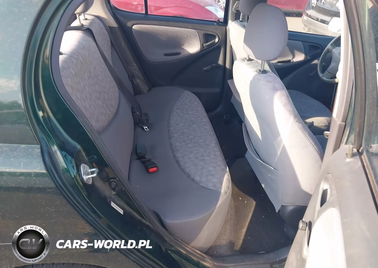 2002 Toyota Echo VIN:JTDBT123420225733 - 8