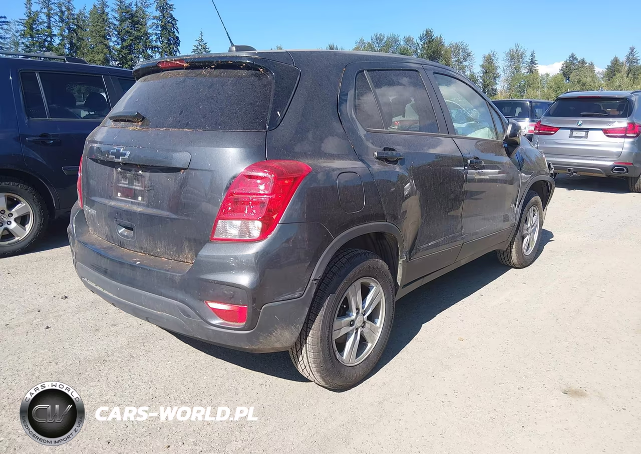 2020 Chevrolet Trax Awd Ls VIN:3GNCJNSB3LL273857 - 4
