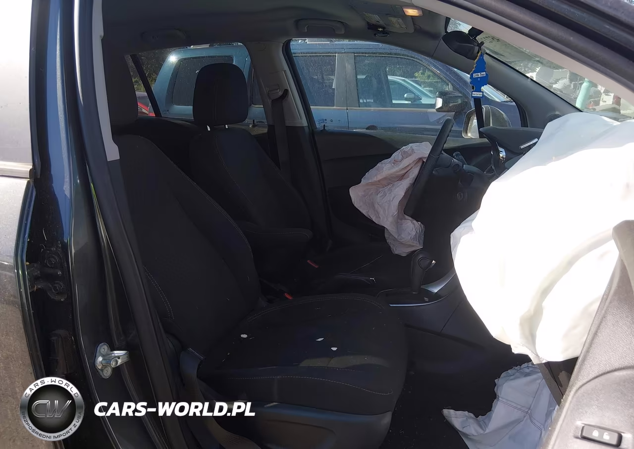 2020 Chevrolet Trax Awd Ls VIN:3GNCJNSB3LL273857 - 5