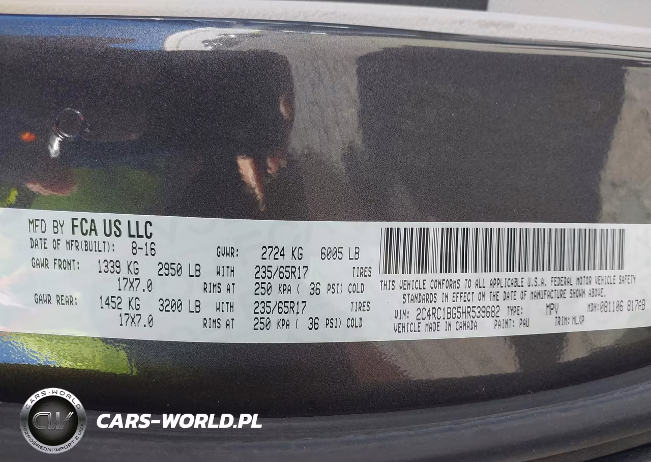 2017 Chrysler Pacifica Touring-L VIN:2C4RC1BG5HR539682 - 9