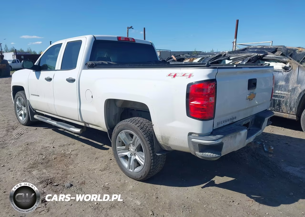 2017 Chevrolet Silverado 1500 Custom VIN:1GCVKPEC9HZ380507 - 3