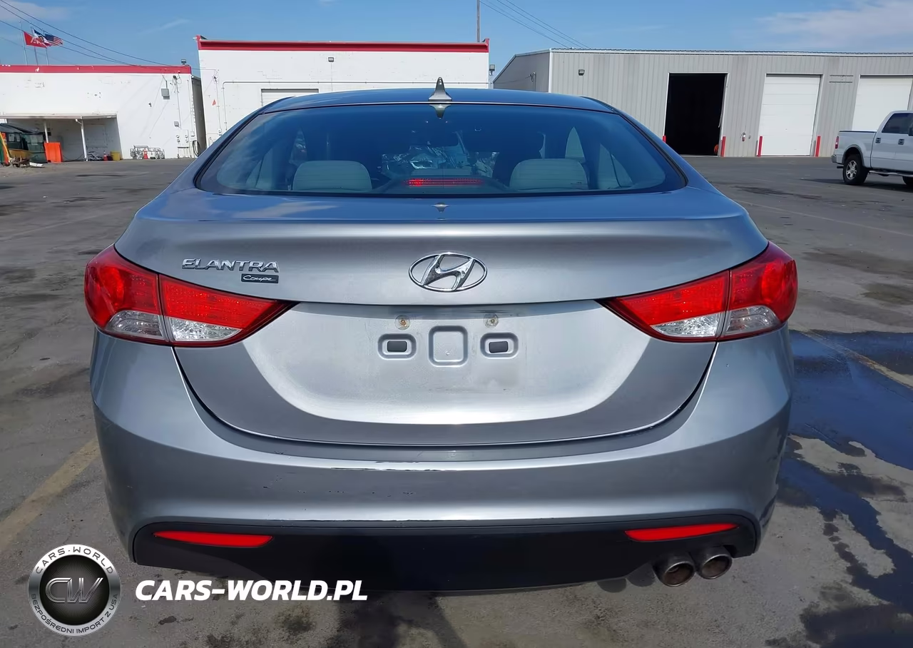 2013 Hyundai Elantra Gs VIN:KMHDH6AE0DU016992 - 16