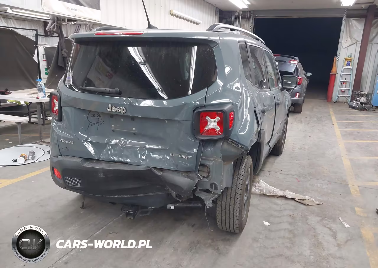 2017 Jeep Renegade Sport VIN:ZACCJBAB3HPG54101 - 4