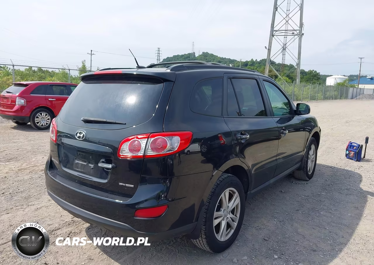 2012 Hyundai Santa Fe Limited V6 VIN:5XYZKDAGXCG095461 - 4