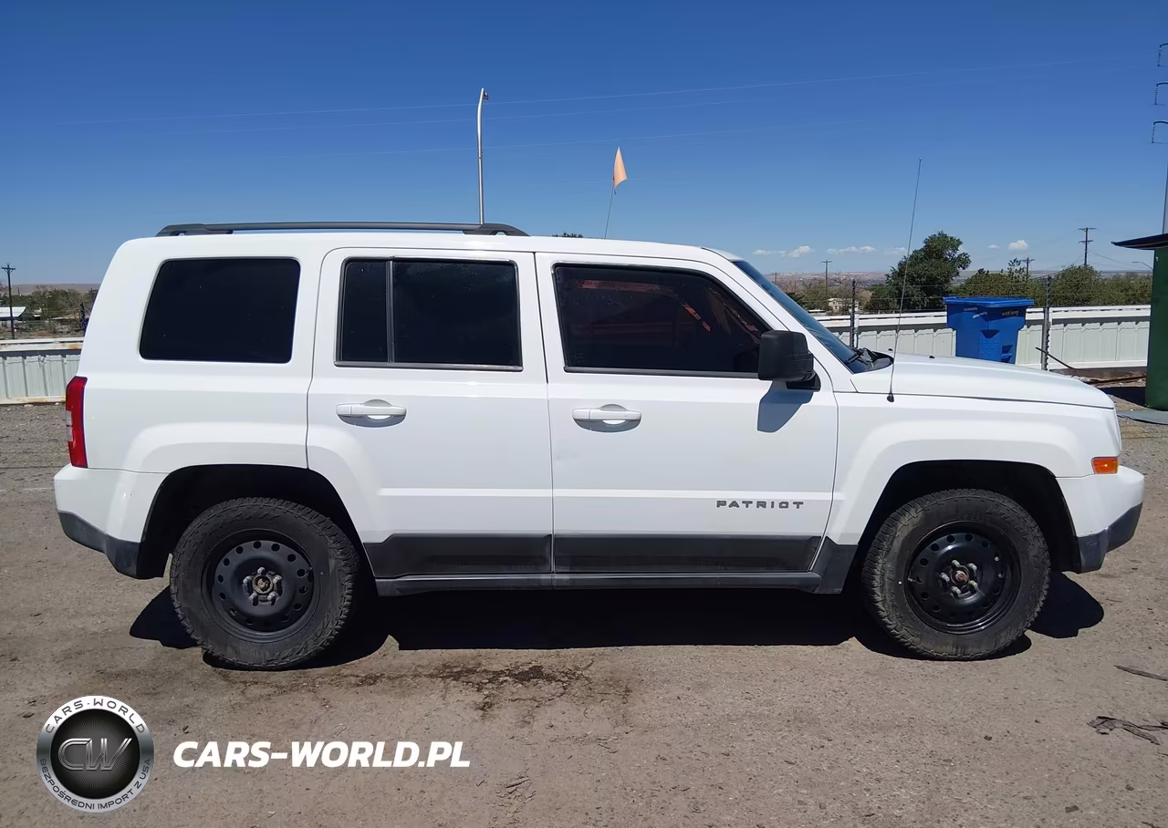 2013 Jeep Patriot Sport VIN:1C4NJRBB6DD245423 - 13