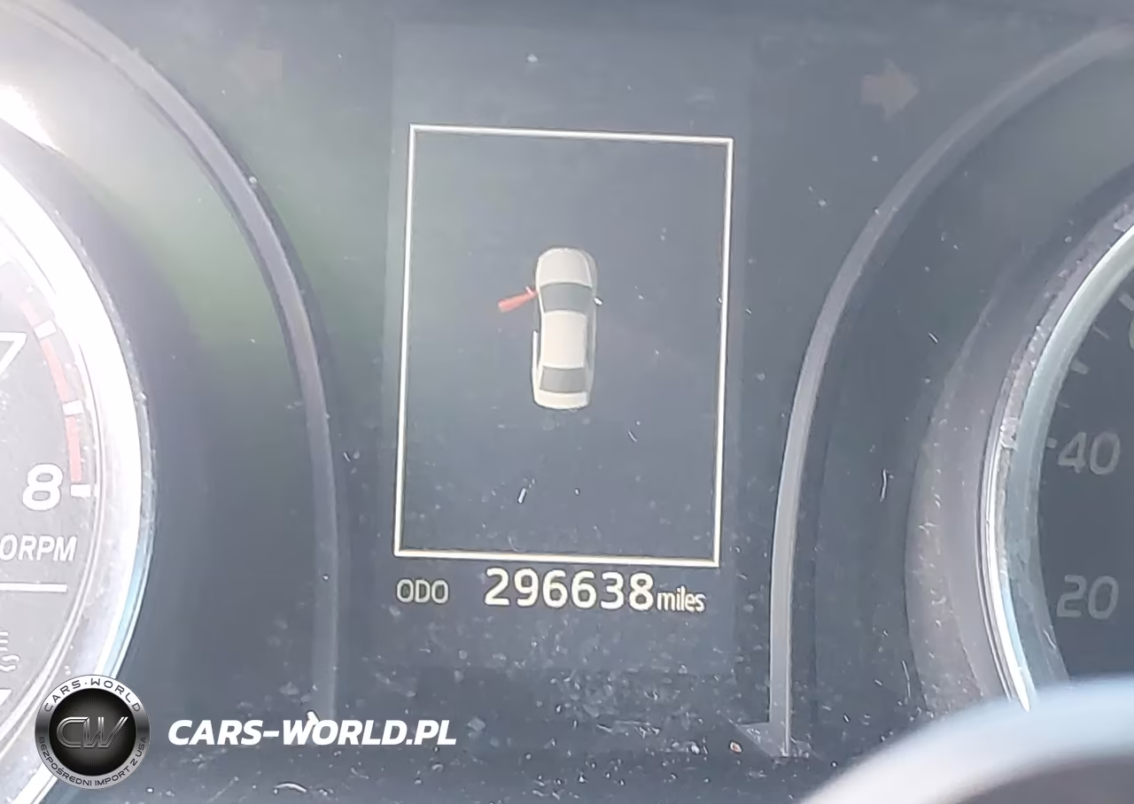 2018 Toyota Camry Se VIN:4T1B11HK2JU555443 - 7