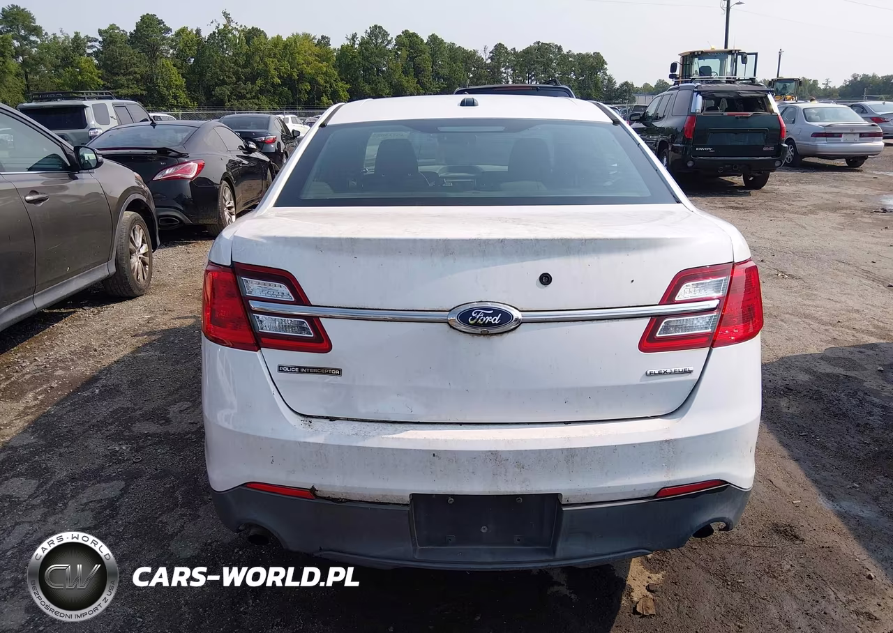 2015 Ford Police Interceptor VIN:1FAHP2L88FG122770 - 16
