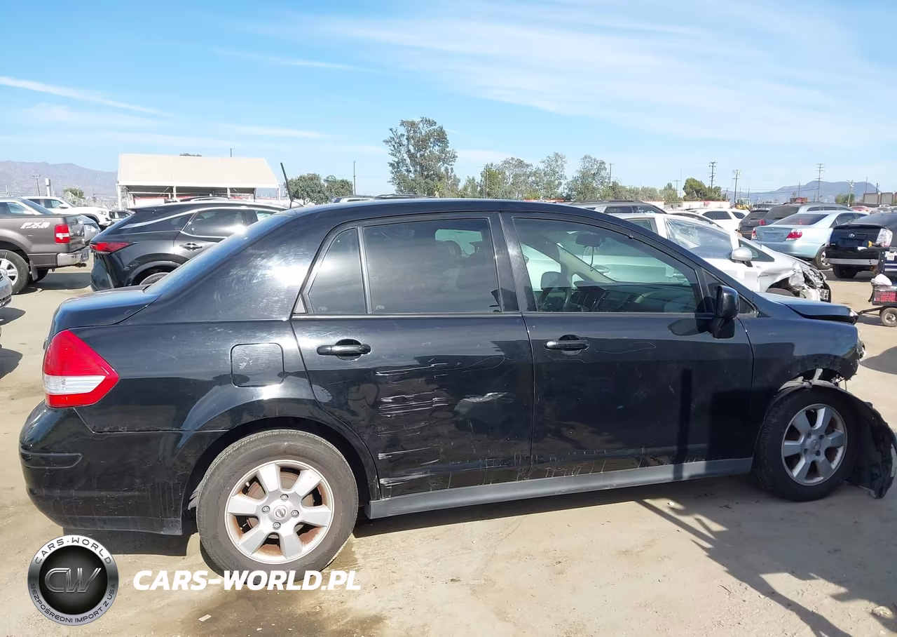 2010 Nissan Versa 1.8S VIN:3N1BC1AP4AL362146 - 13