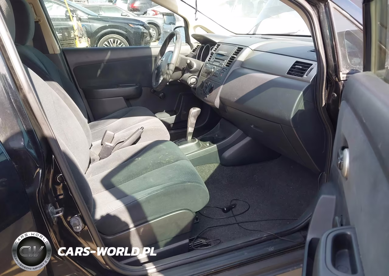 2010 Nissan Versa 1.8S VIN:3N1BC1AP4AL362146 - 5