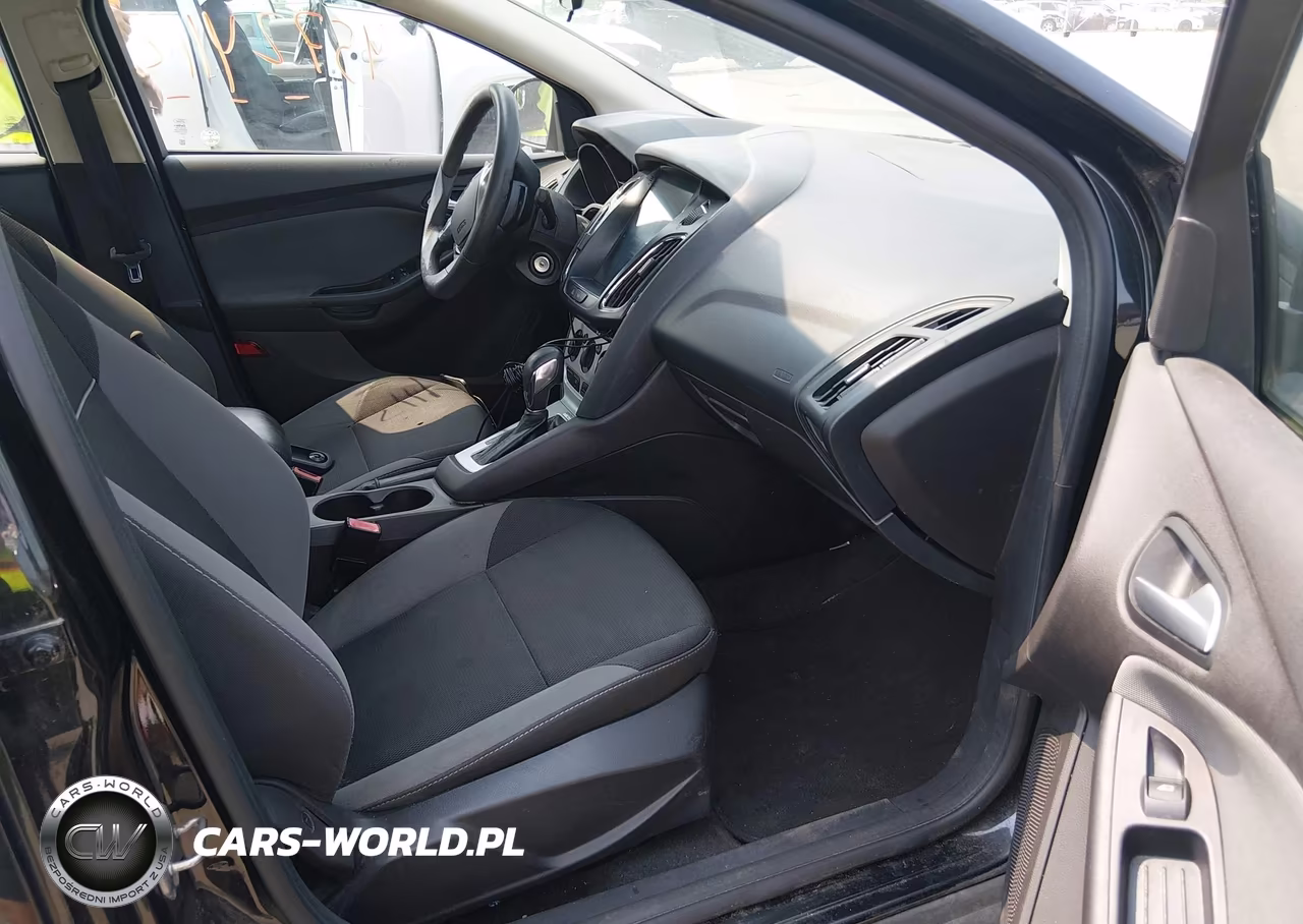 2013 Ford Focus Se VIN:1FADP3F20DL308156 - 5