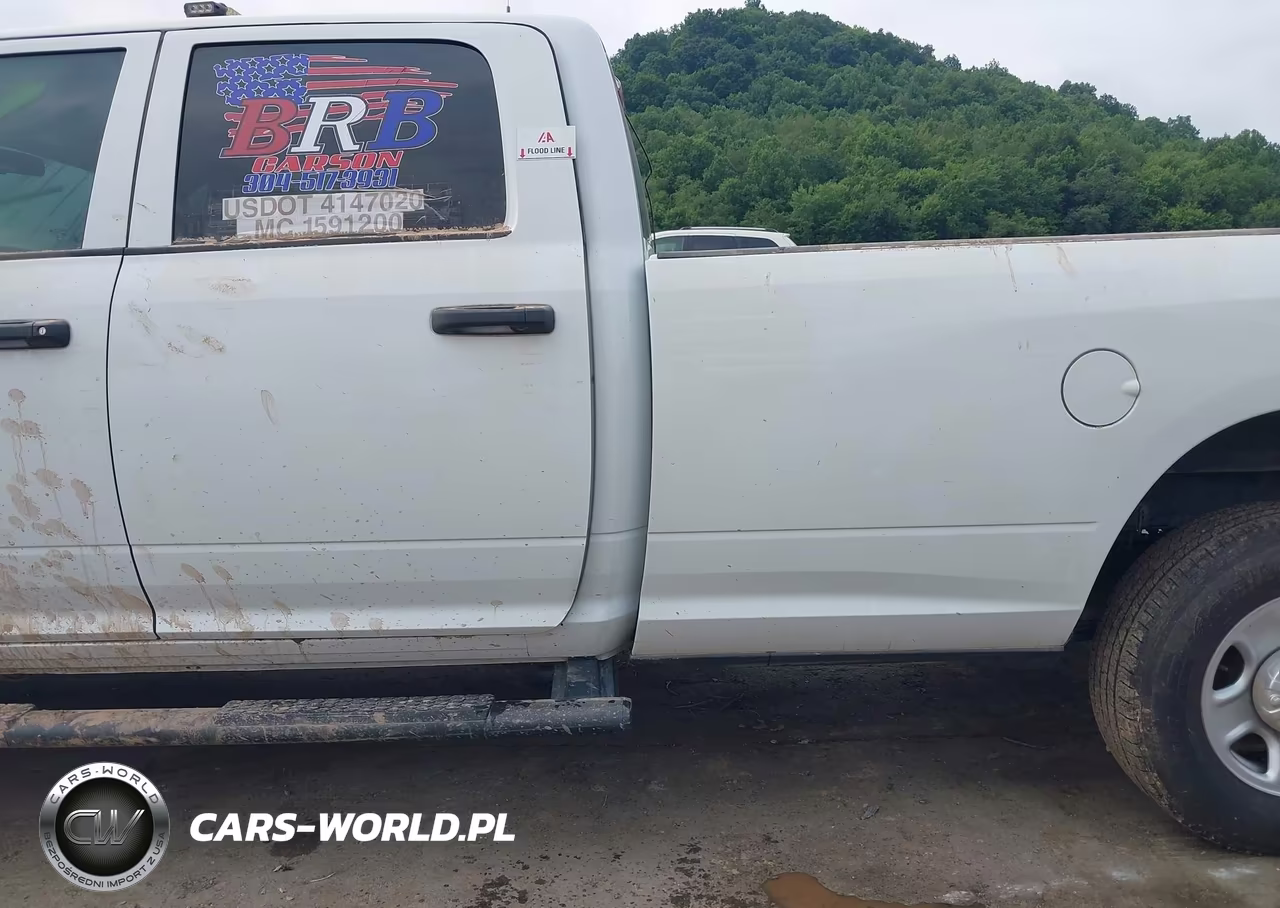 2024 Ram 3500 Tradesman 4X4 8' Box VIN:3C63R3GL8RG404913 - 13