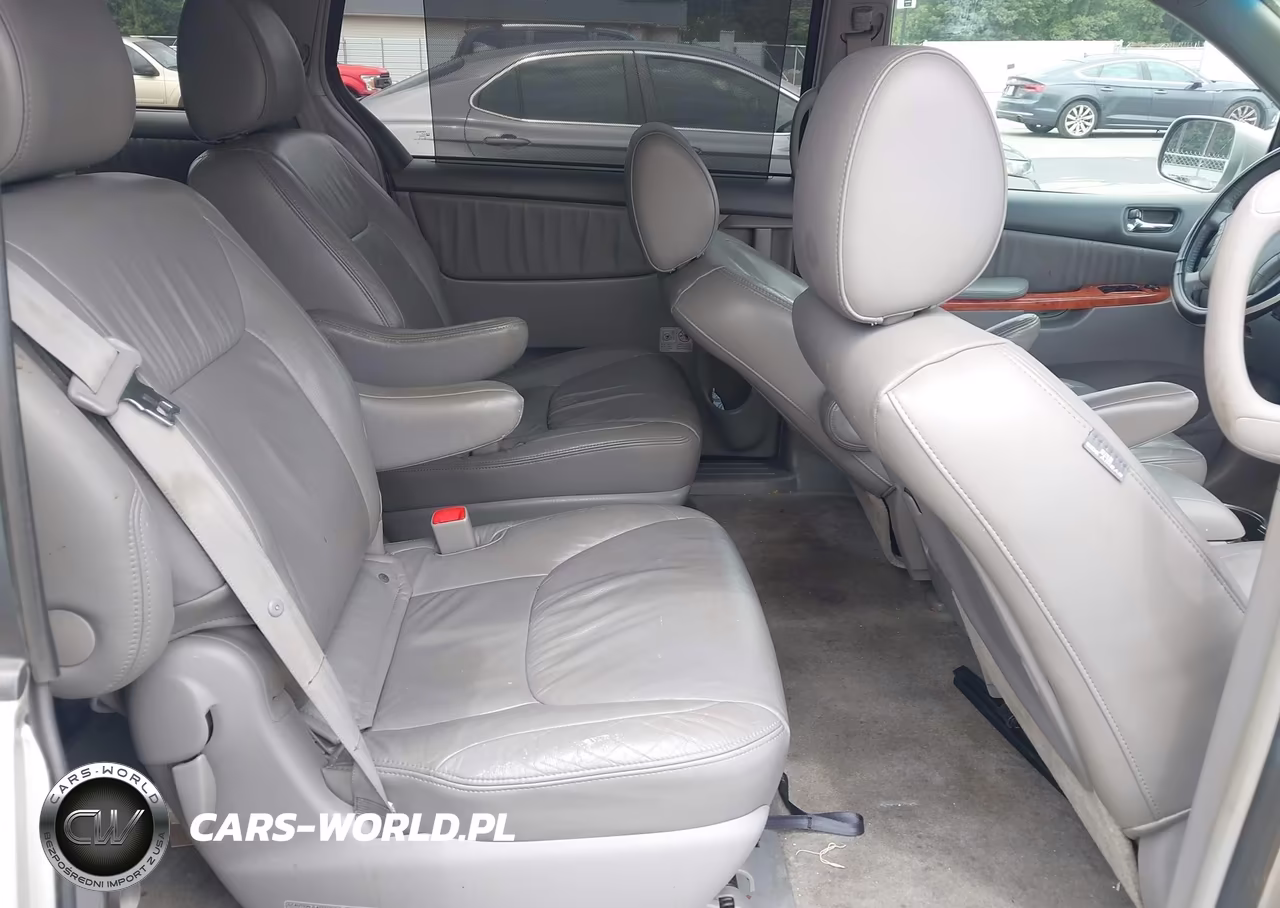 2010 Toyota Sienna Xle VIN:5TDYK4CC0AS324798 - 8