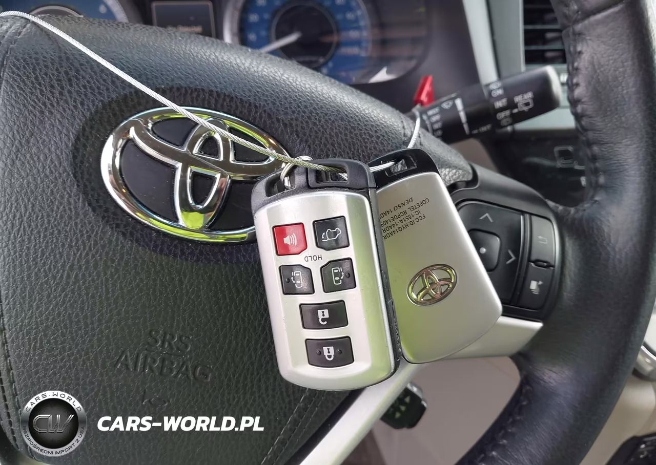 2017 Toyota Sienna Xle 7 Passenger VIN:5TDDZ3DC9HS161064 - 11
