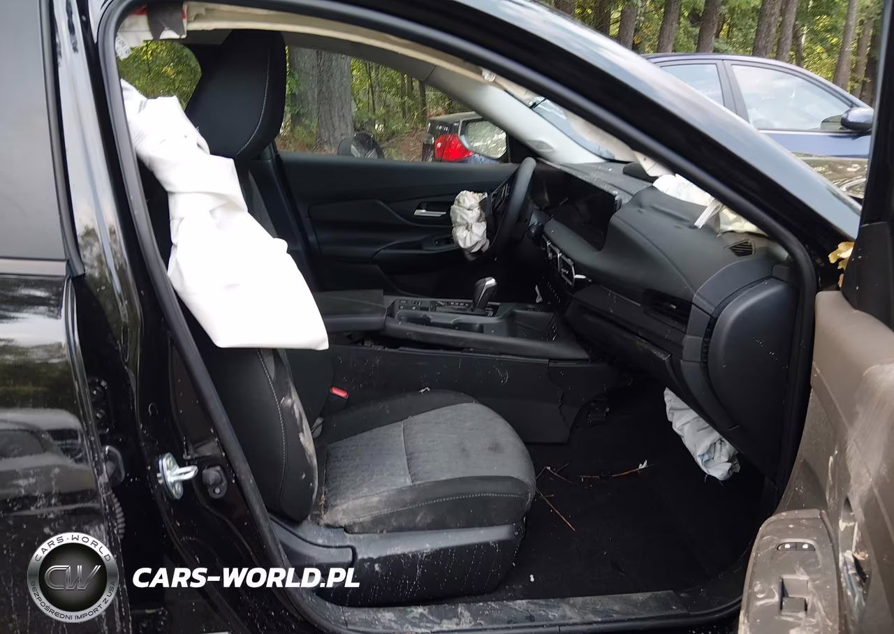 2026 Nissan Sentra Sv VIN:3N1AB9CVXTY278637 - 5