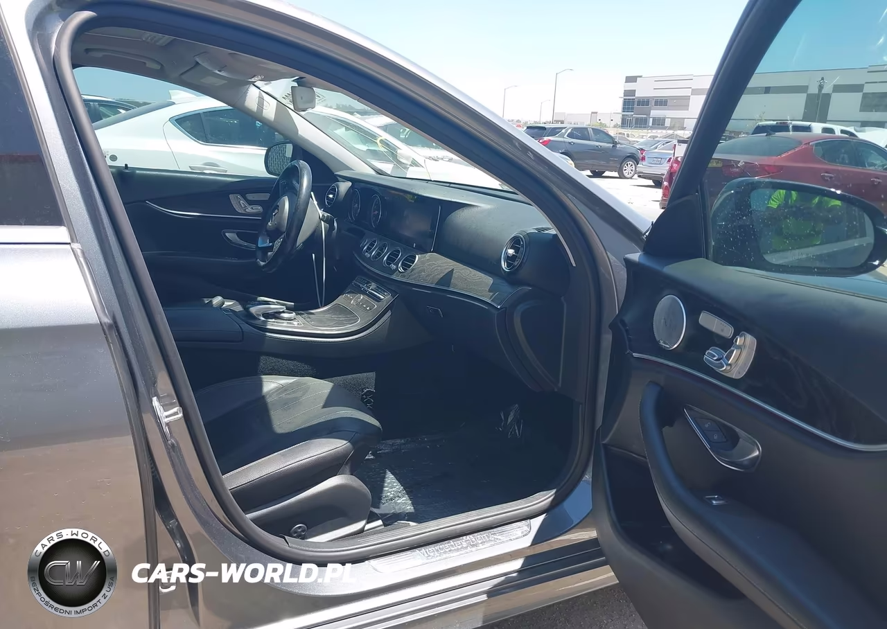 2018 Mercedes-Benz E 300 VIN:WDDZF4JB4JA313180 - 5