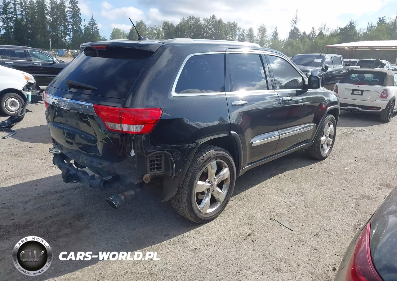 2013 Jeep Grand Cherokee Overland Summit VIN:1C4RJFCG2DC654504 - 4