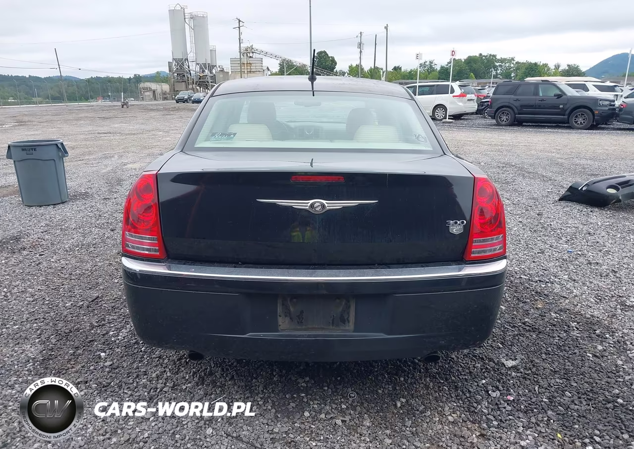 2008 Chrysler 300C Hemi VIN:2C3LA63H28H296892 - 17