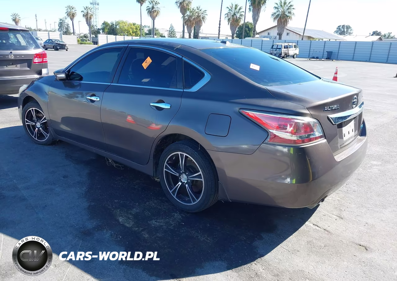 2014 Nissan Altima 2.5 Sv VIN:1N4AL3AP7EN213715 - 3