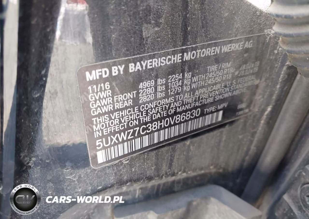 2017 BMW X3 Sdrive28I VIN:5UXWZ7C38H0V86830 - 9