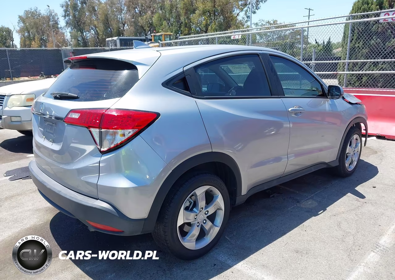 2022 Honda Hr-V 2Wd Lx VIN:3CZRU5H33NM734167 - 4