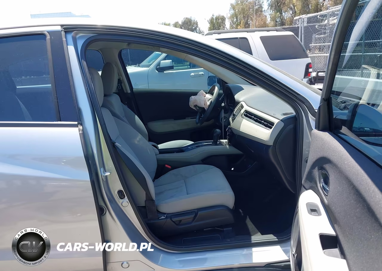 2022 Honda Hr-V 2Wd Lx VIN:3CZRU5H33NM734167 - 5
