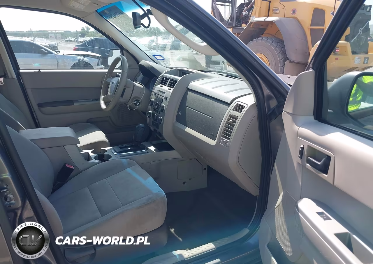 2011 Ford Escape Xlt VIN:1FMCU0DG4BKB26762 - 5