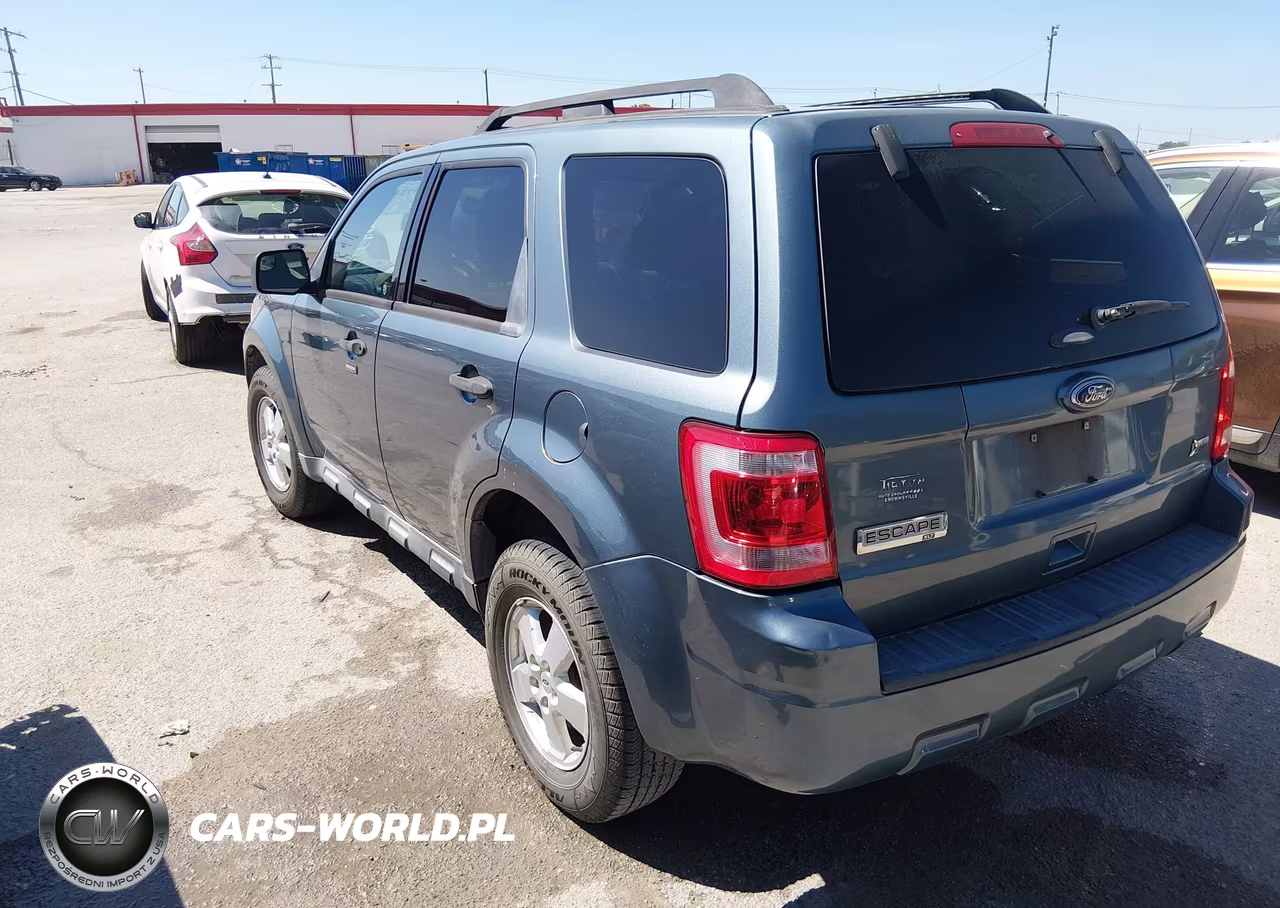 2012 Ford Escape Xlt VIN:1FMCU0DG1CKB58005 - 3