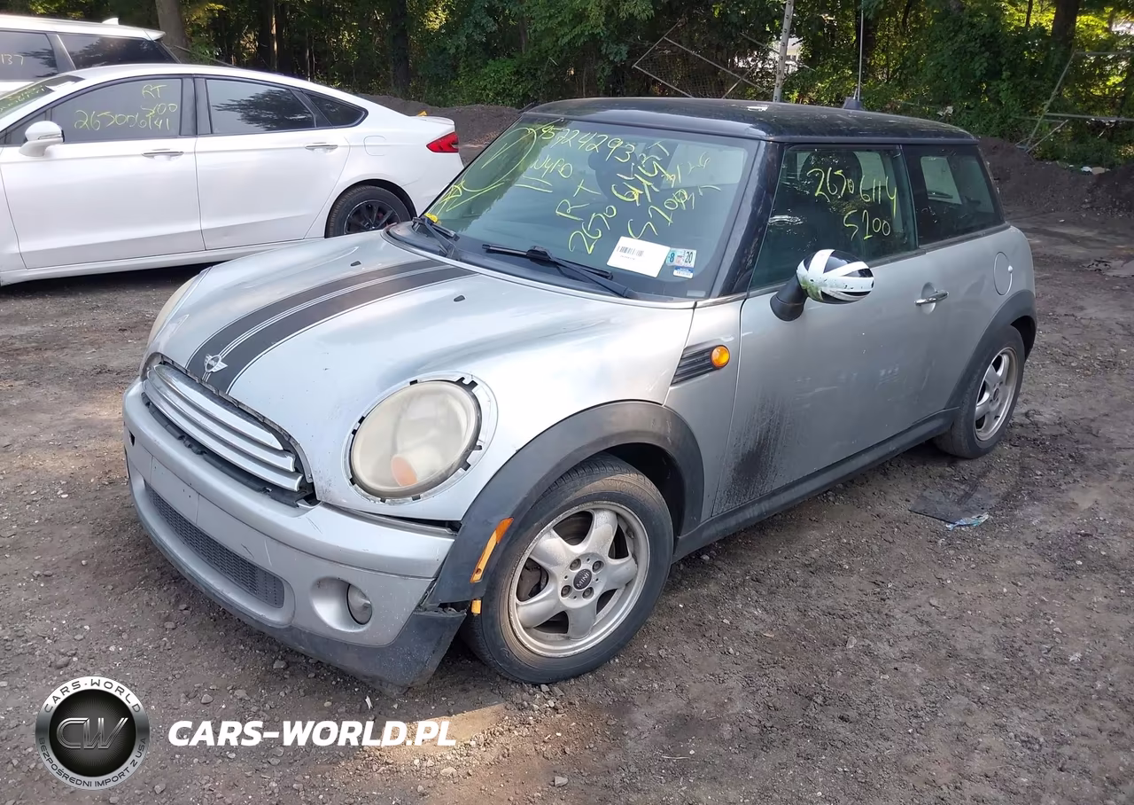 2007 Mini Cooper VIN:WMWMF33577TU63574 - 2