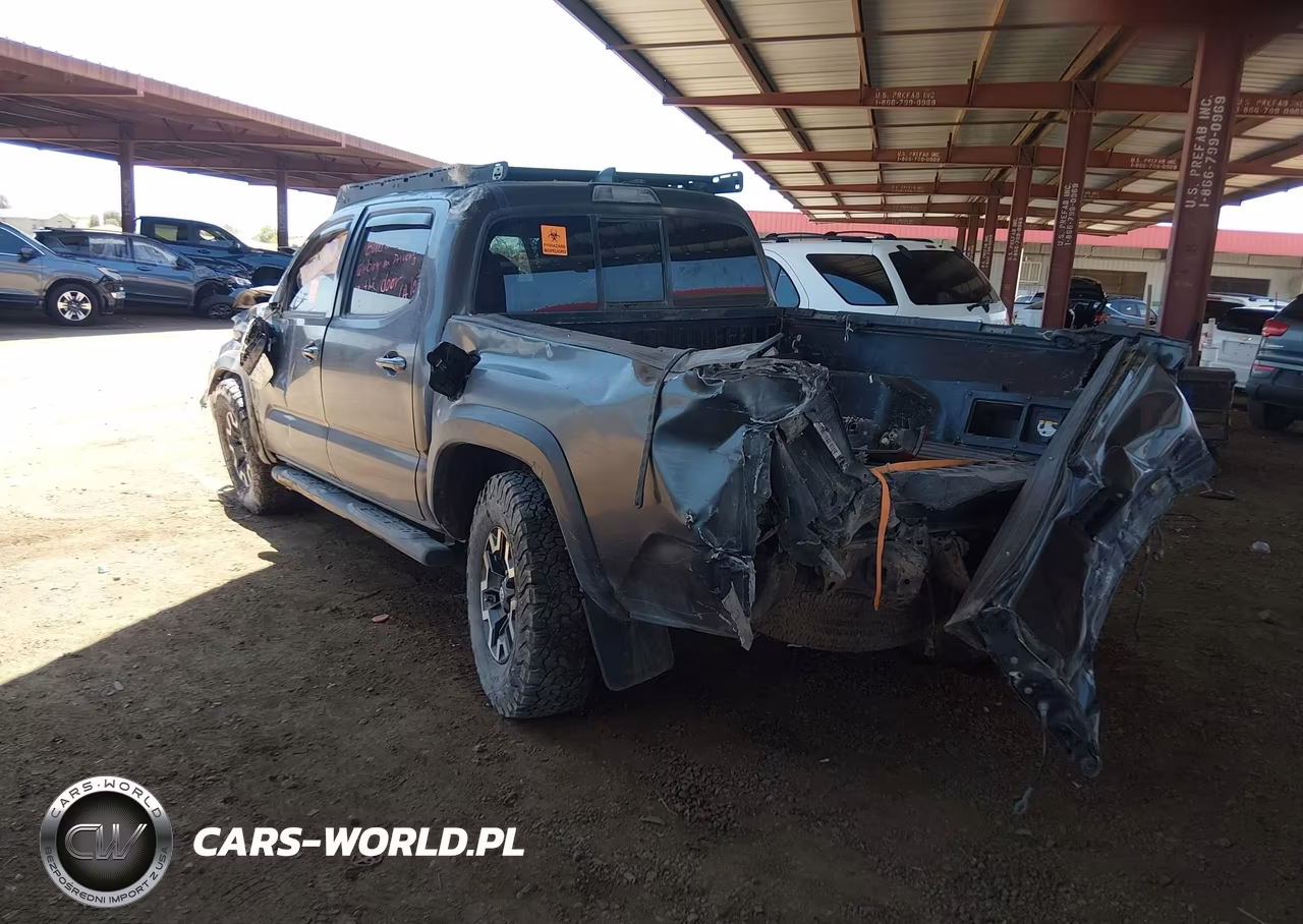 2016 Toyota Tacoma Trd Off Road VIN:3TMCZ5ANXGM010522 - 3