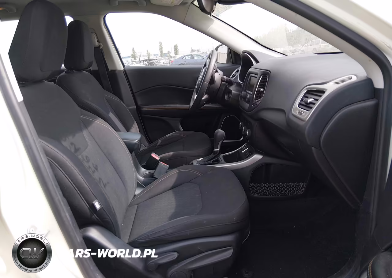 2018 Jeep Compass Sport Fwd VIN:3C4NJCABXJT255182 - 5