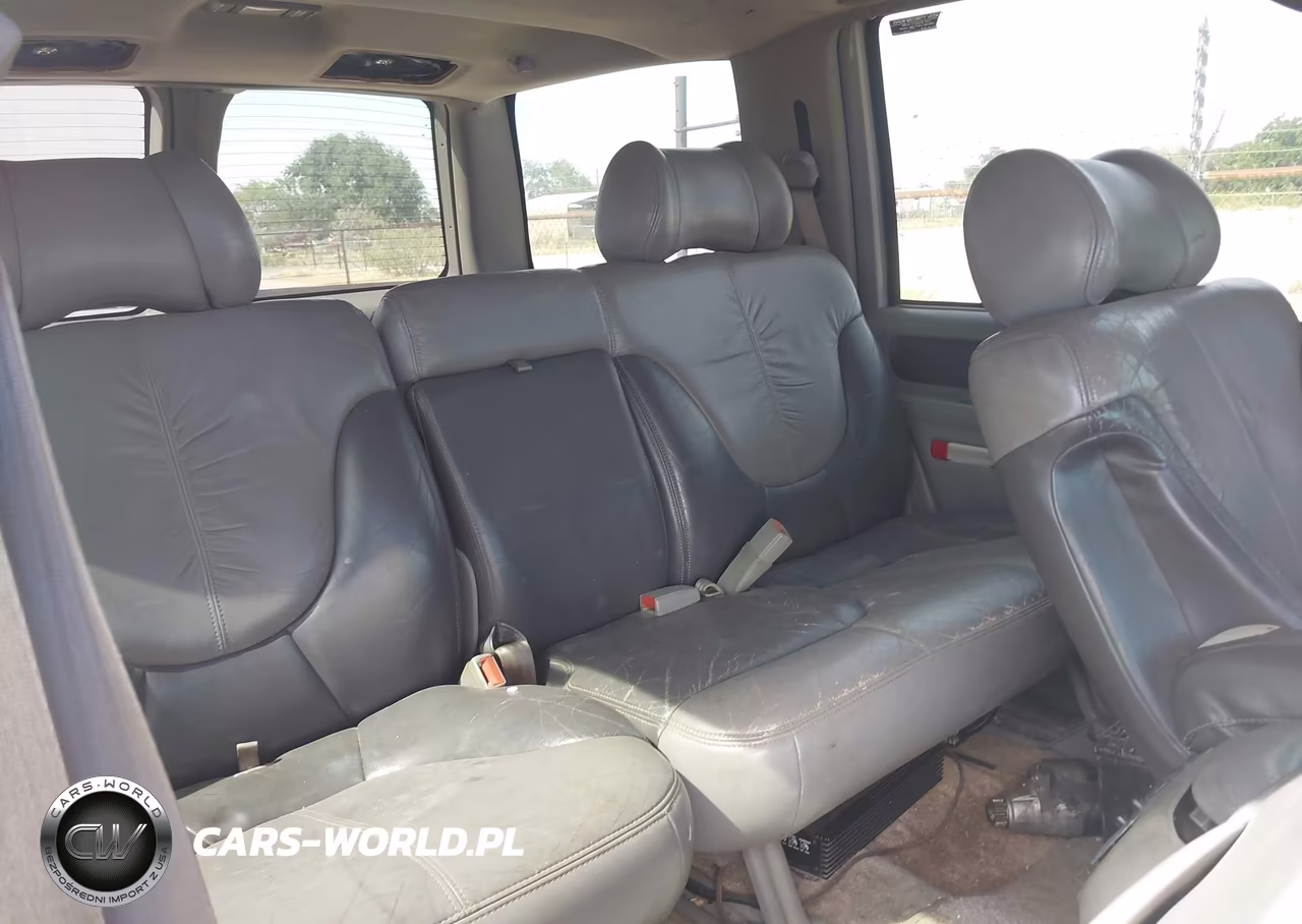 2000 GMC Yukon Denali VIN:1GKEK63R7YR223371 - 8