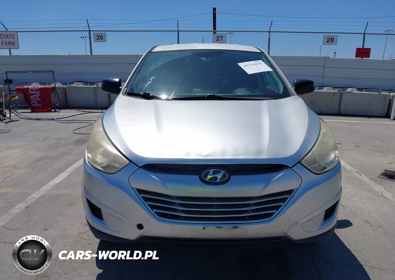 2010 Hyundai Tucson Gls VIN:KM8JT3AC7AU086905 - 12