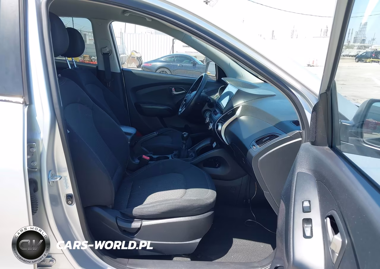 2010 Hyundai Tucson Gls VIN:KM8JT3AC7AU086905 - 5