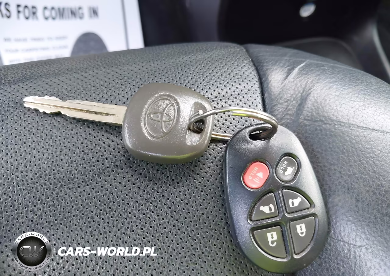 2019 Toyota Sienna Se VIN:5TDEZ3DC9KS212025 - 11