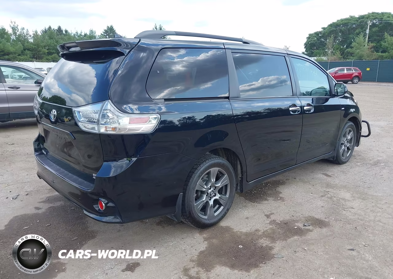 2019 Toyota Sienna Se VIN:5TDEZ3DC9KS212025 - 4