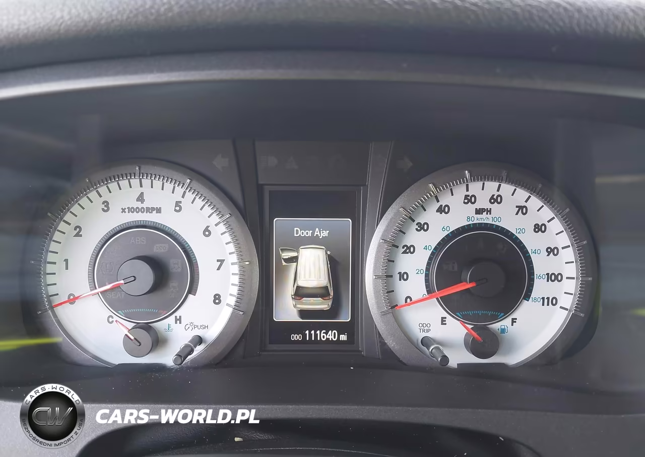 2019 Toyota Sienna Se VIN:5TDEZ3DC9KS212025 - 7