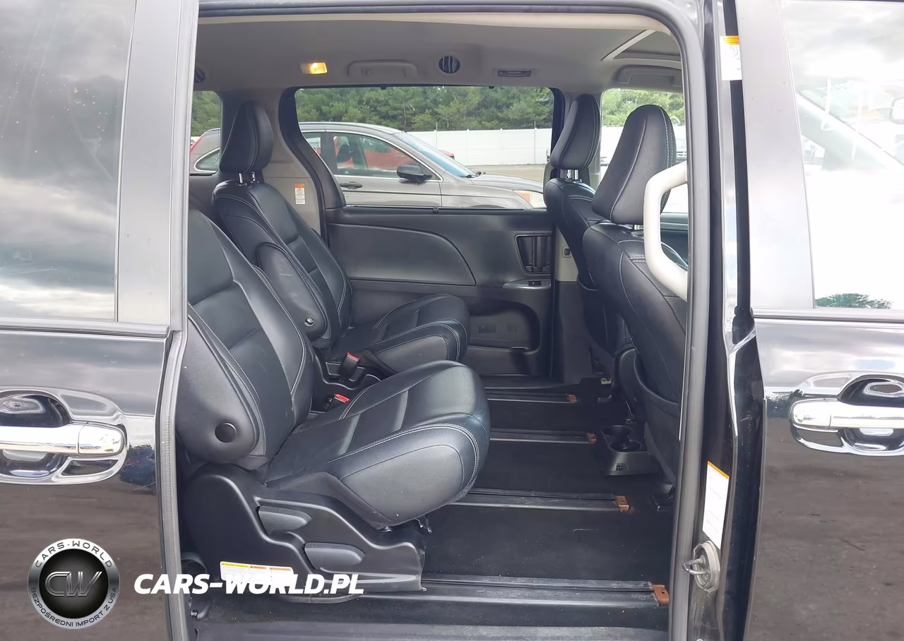 2019 Toyota Sienna Se VIN:5TDEZ3DC9KS212025 - 8