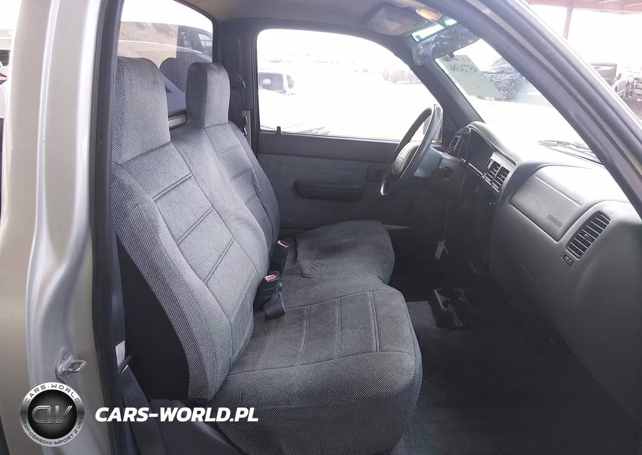 2000 Toyota Tacoma VIN:4TANL42N7YZ682472 - 8