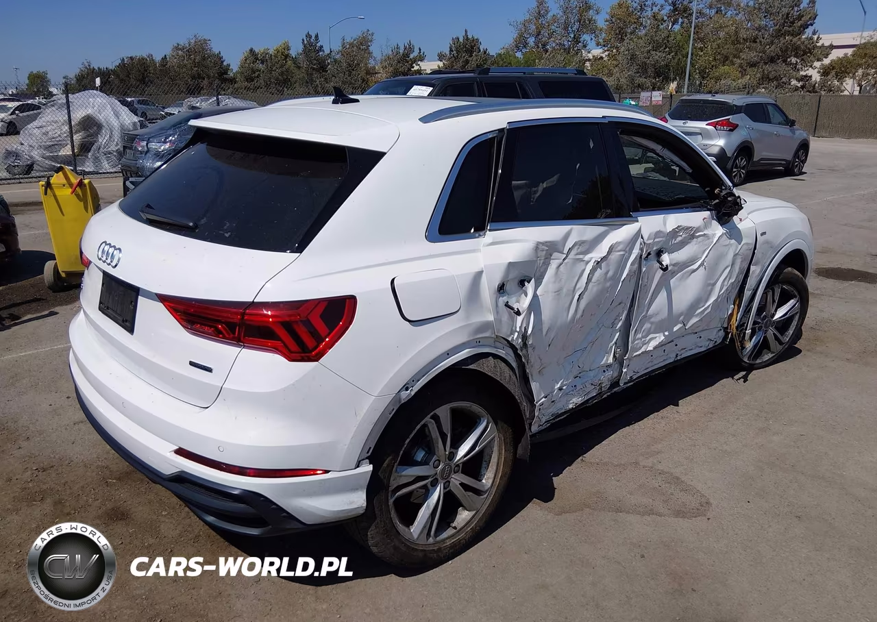 2020 Audi Q3 Premium 45 Tfsi S Line Quattro Tiptronic VIN:WA1DECF30L1057068 - 4