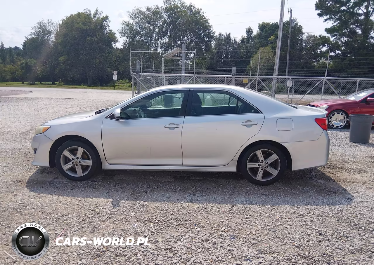 2014 Toyota Camry Se VIN:4T1BF1FK7EU346595 - 15