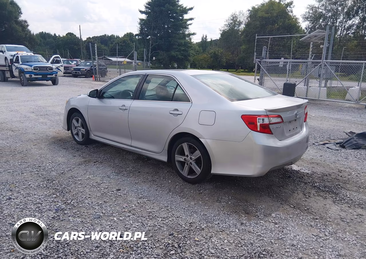 2014 Toyota Camry Se VIN:4T1BF1FK7EU346595 - 3
