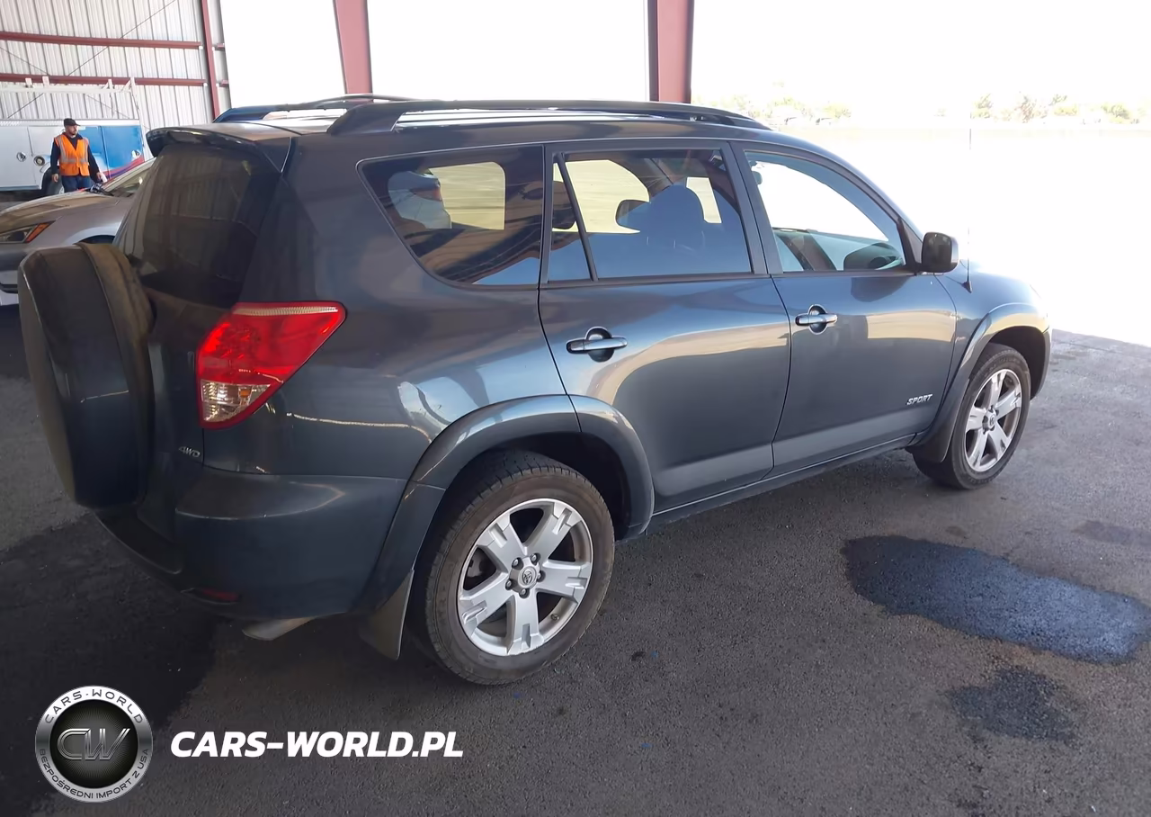 2008 Toyota Rav4 Sport VIN:JTMBD32V586068570 - 4